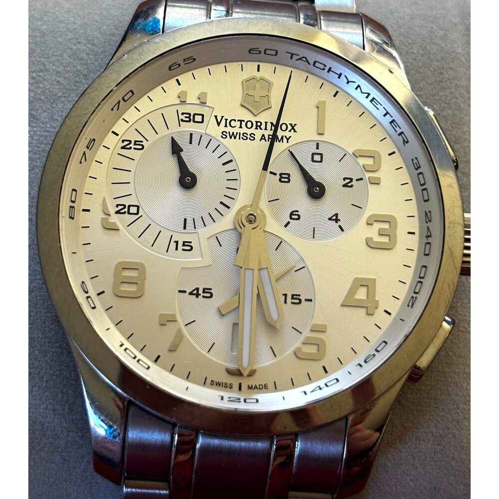 Victorinox Swiss Army Chrono SS band 241296 Sapphire Crystal 100M WR Swiss Made